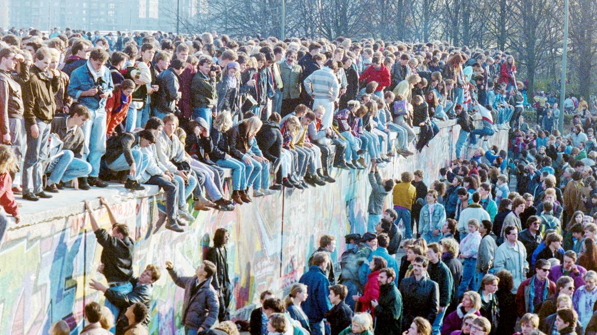 The Fall of berlin wall